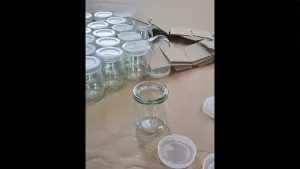 برطمانات زجاجية للبودينغ