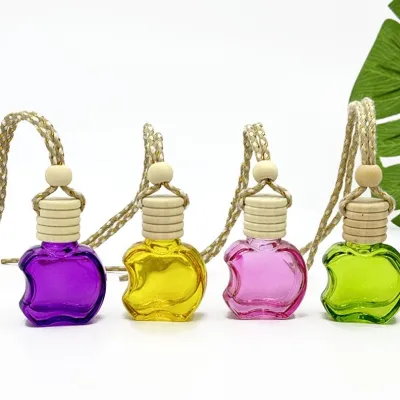 زجاجات معطرات السيارات (فواحة سيارة) بتصميم