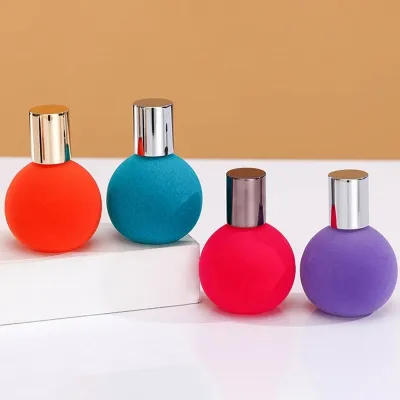 زجاجات عطور زجاجية دائرية بملمس مخملي (50 مل)